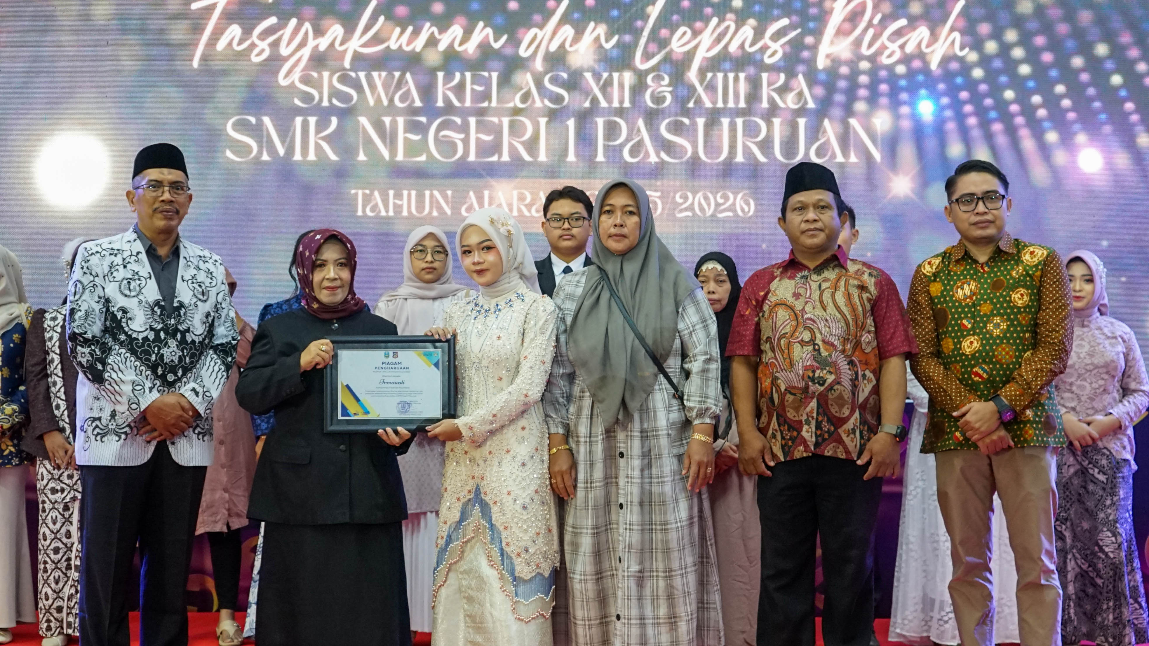 Tasyakuran dan Lepas Pisah Siswa Kelas XII & XII KA SMK NEGERI PASURUAN Tahun Ajaran 2025/2026