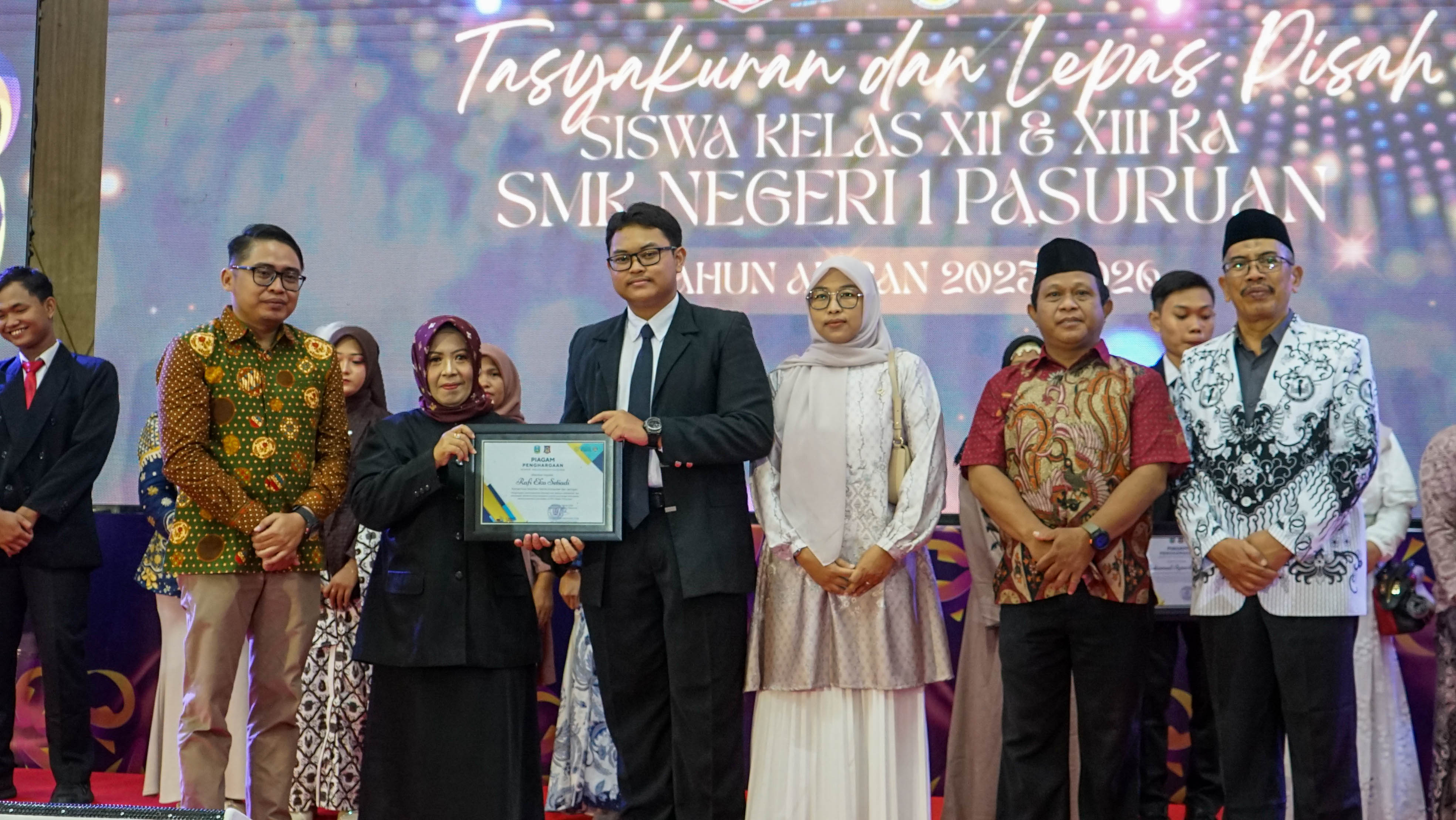 Tasyakuran dan Lepas Pisah Siswa Kelas XII & XII KA SMK NEGERI PASURUAN Tahun Ajaran 2025/2026