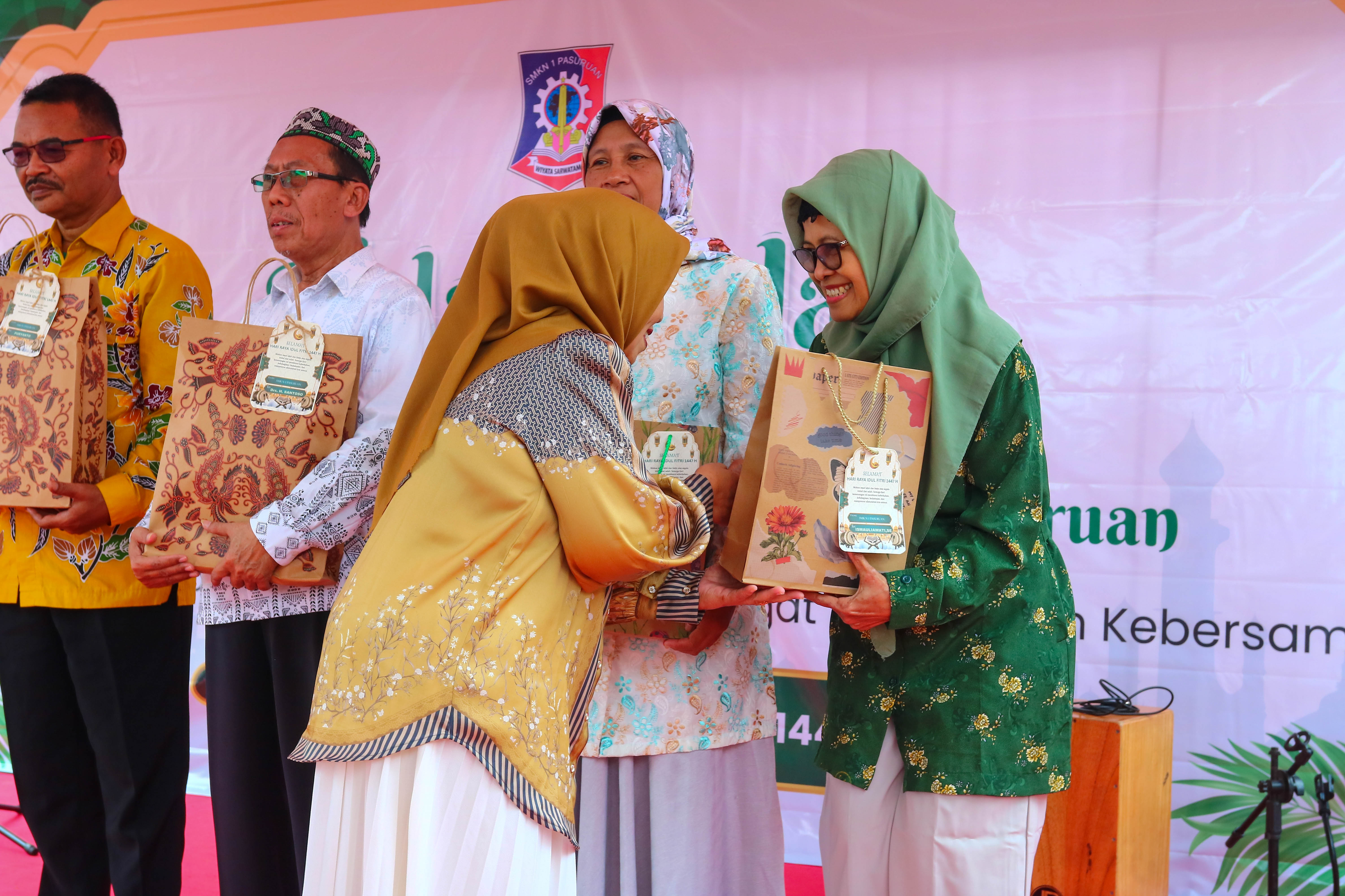 HALAL BIHALAL DAN PISAH KENANG KOMITE SMK NEGERI 1 PASURUAN 2026