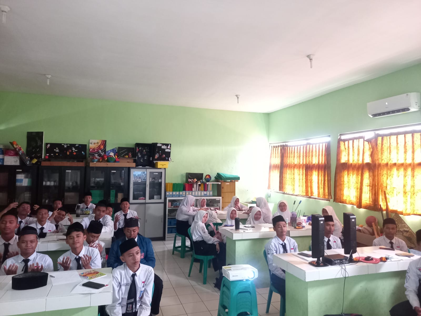 PERINGATAN ISRA MI'RAJ NABI MUHAMMAD SAW 1447 H SMK NEGERI 1 PASURUAN