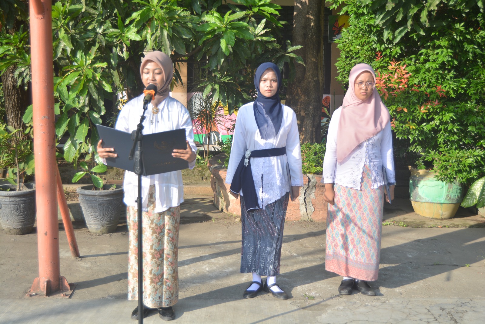 SELAMAT HARI KARTINI
