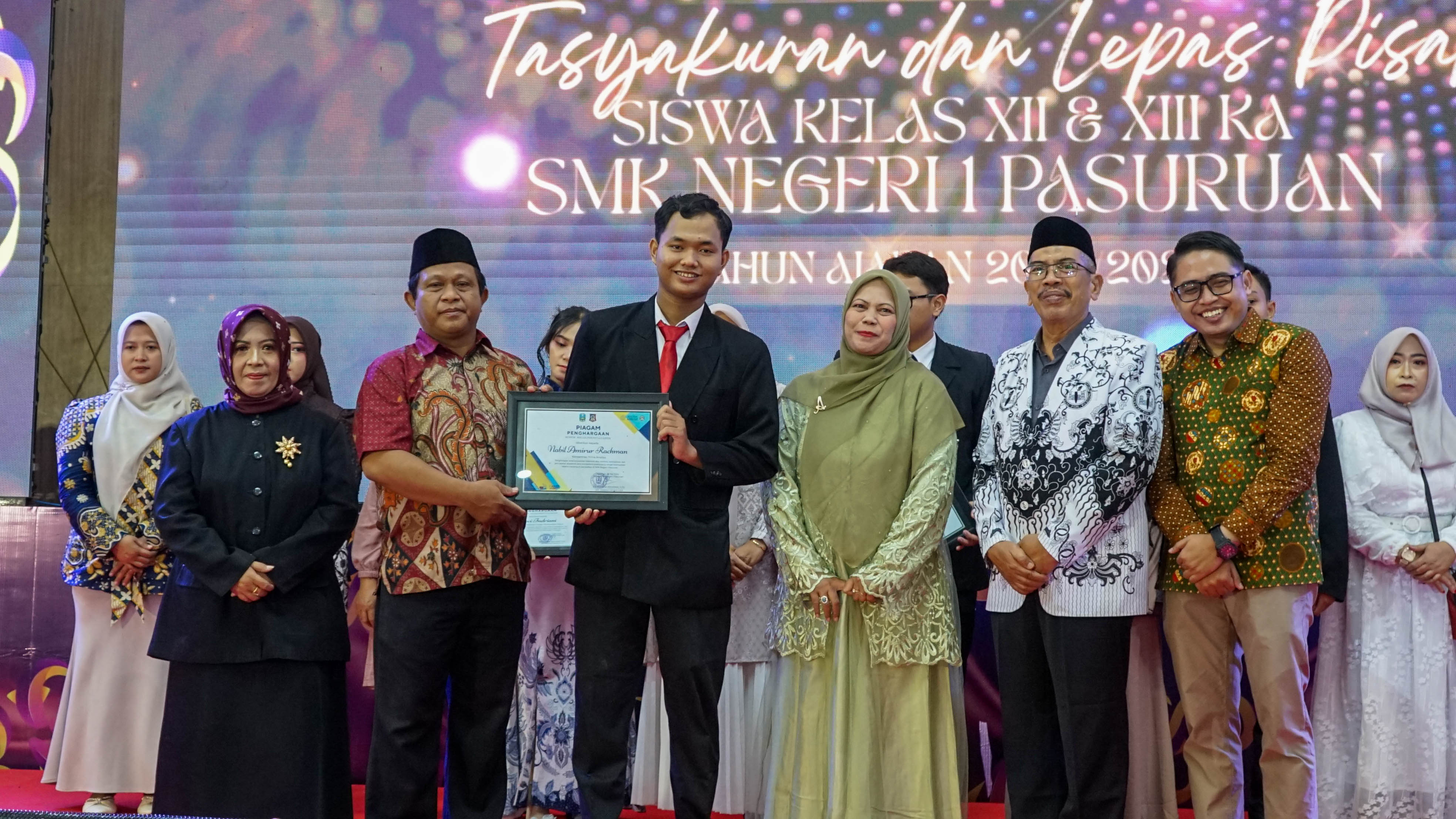Tasyakuran dan Lepas Pisah Siswa Kelas XII & XII KA SMK NEGERI PASURUAN Tahun Ajaran 2025/2026